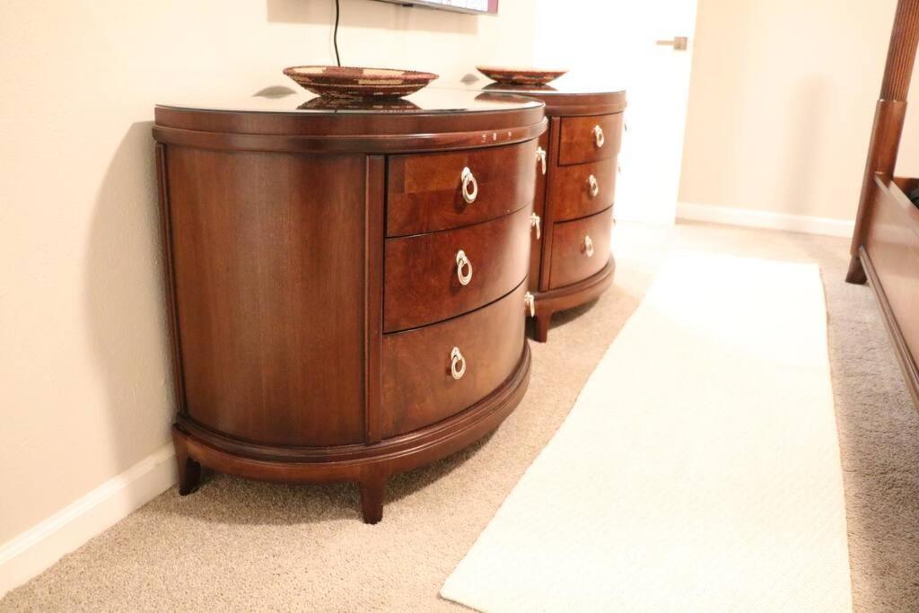 Cowboy Den-Hot Tub-Game Room-Pet Friendly-No Pet Fees! Albuquerque Eksteriør bilde