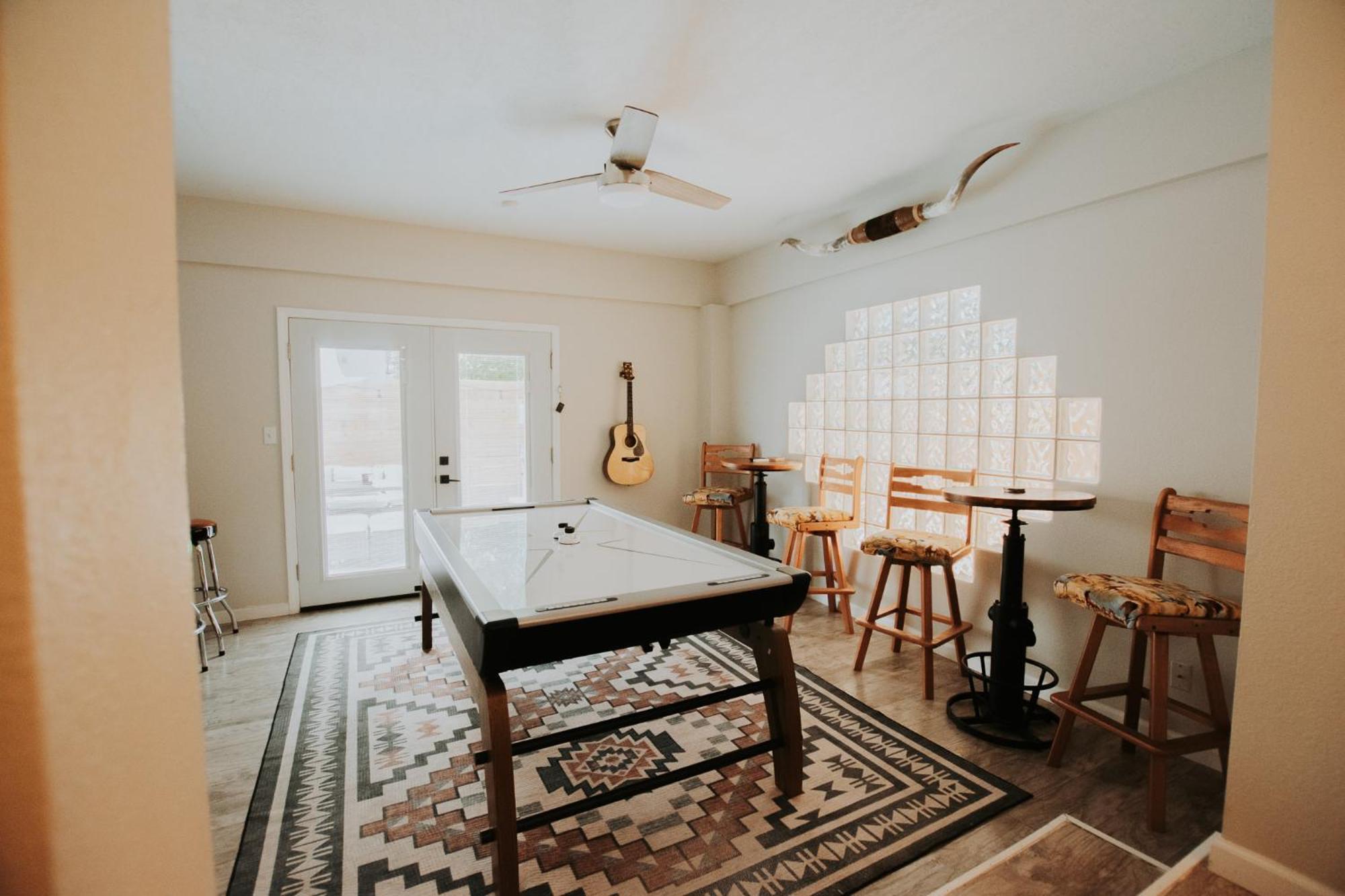 Cowboy Den-Hot Tub-Game Room-Pet Friendly-No Pet Fees! Albuquerque Eksteriør bilde